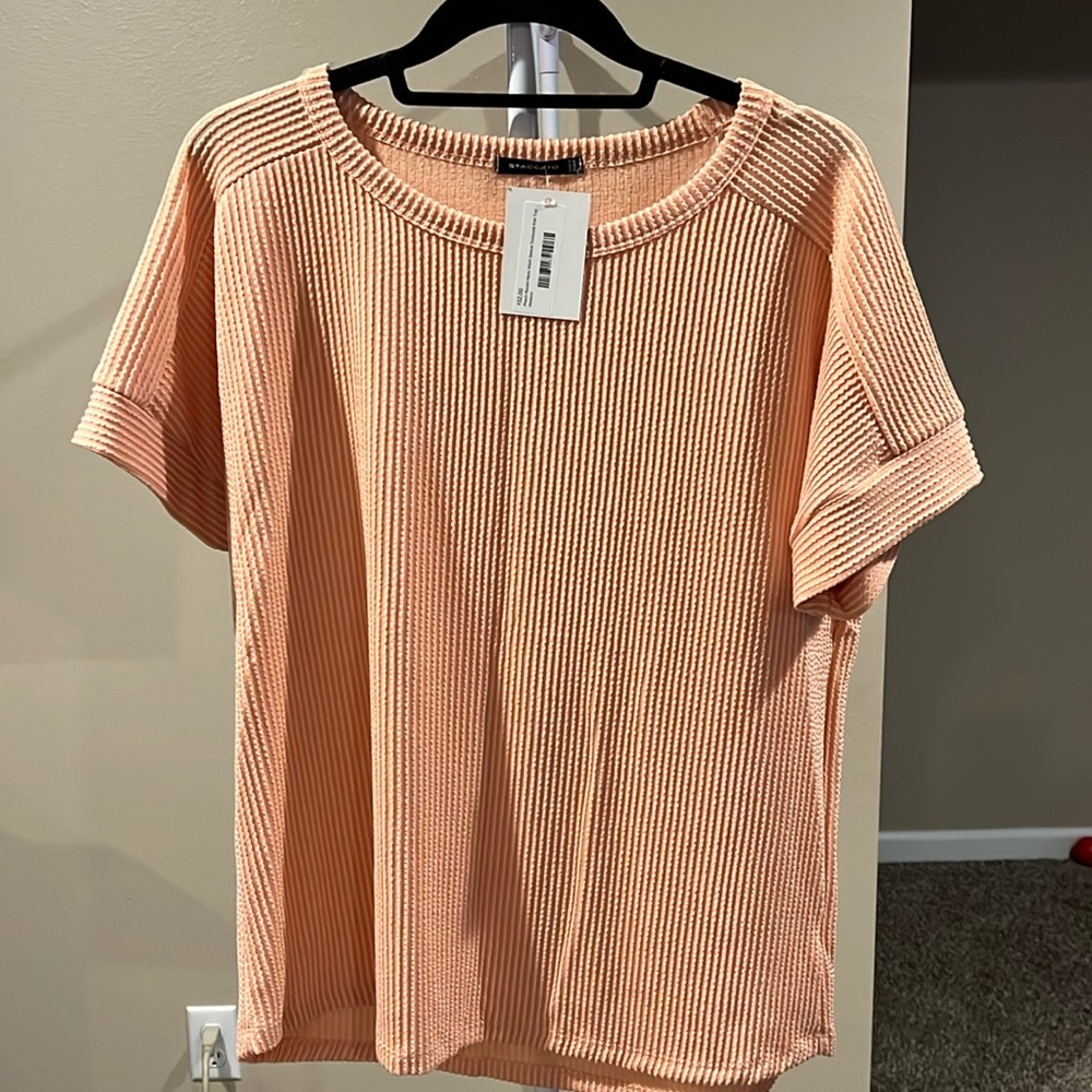 NWT Staccato short sleeve ribbed top!